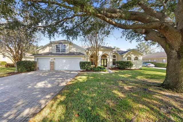 1452 KENSINGTON WOODS DRIVE, Lutz, FL 33549