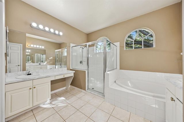 1452 KENSINGTON WOODS DRIVE, Lutz, FL 33549