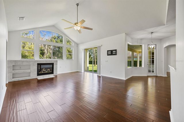 1452 KENSINGTON WOODS DRIVE, Lutz, FL 33549