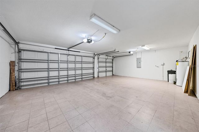 1452 KENSINGTON WOODS DRIVE, Lutz, FL 33549