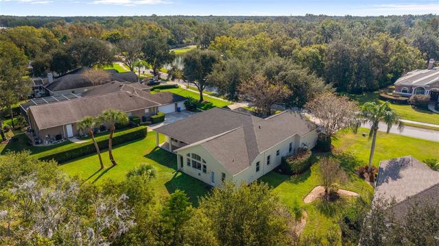 1452 KENSINGTON WOODS DRIVE, Lutz, FL 33549