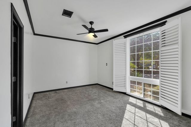 3102 Breezy Pines Court, Kingwood, TX 77339