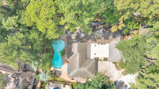 3102 Breezy Pines Court, Kingwood, TX 77339