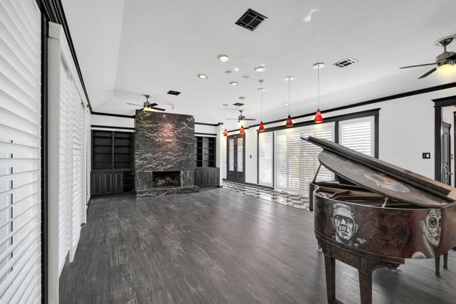 3102 Breezy Pines Court, Kingwood, TX 77339