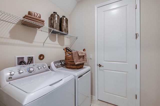 597 SE Ranch Oak Circle, Port St. Lucie, FL 34984