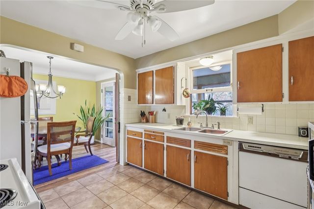 21763 Hillsdale Avenue, Fairview Park, OH 44126