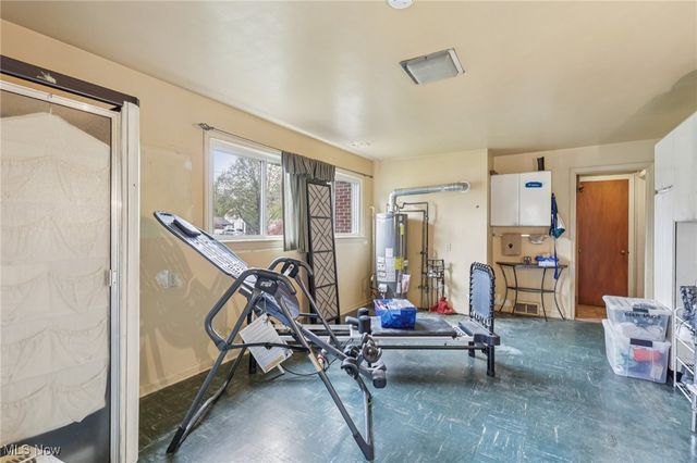 21763 Hillsdale Avenue, Fairview Park, OH 44126