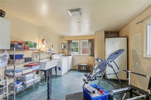 21763 Hillsdale Avenue, Fairview Park, OH 44126