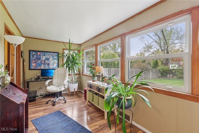 21763 Hillsdale Avenue, Fairview Park, OH 44126