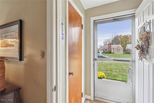 21763 Hillsdale Avenue, Fairview Park, OH 44126