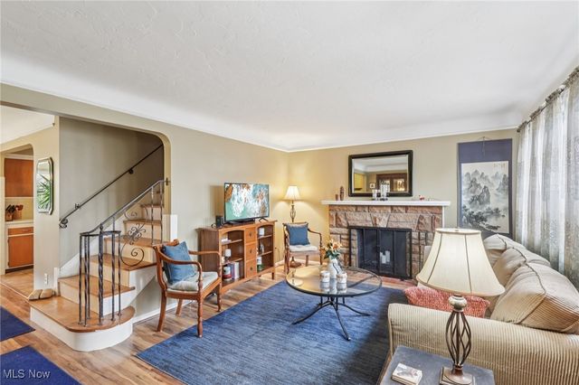 21763 Hillsdale Avenue, Fairview Park, OH 44126