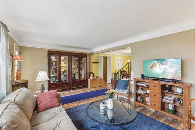 21763 Hillsdale Avenue, Fairview Park, OH 44126