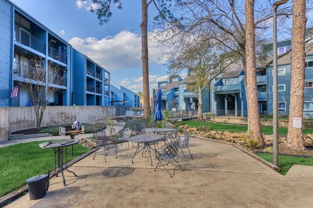 12500 Melville Drive 320B, Montgomery, TX 77356