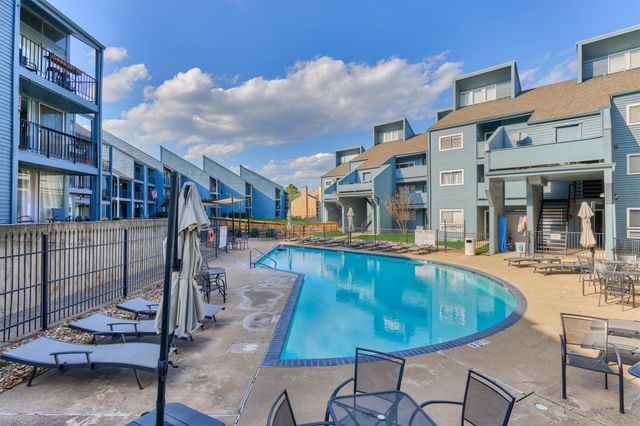 12500 Melville Drive 320B, Montgomery, TX 77356