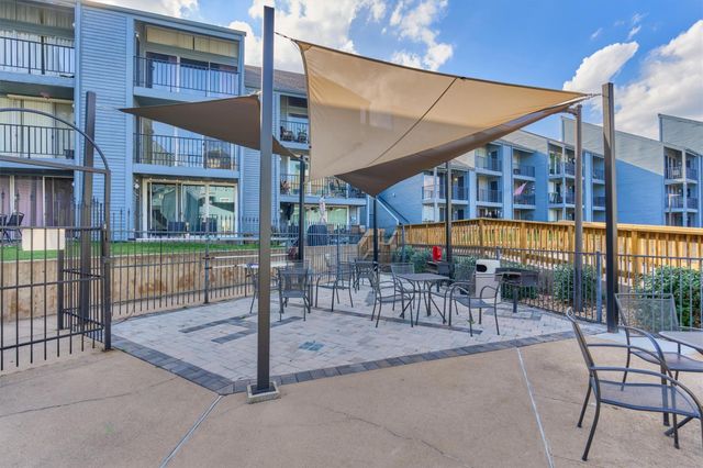 12500 Melville Drive 320B, Montgomery, TX 77356