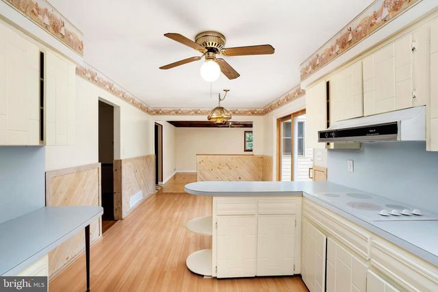 22 TERRAPIN LA, Hamilton, NJ 08619