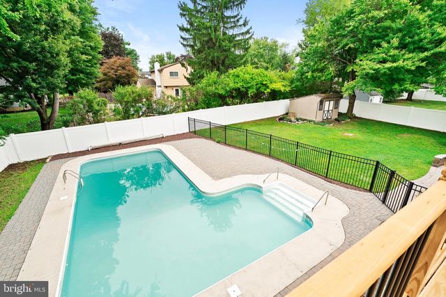 22 TERRAPIN LA, Hamilton, NJ 08619