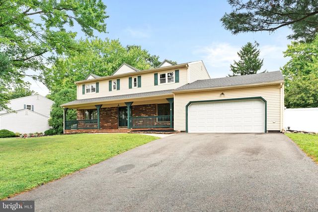 22 TERRAPIN LA, Hamilton, NJ 08619