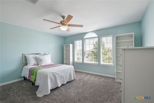 521 Middle Brook Drive, Leander, TX 78641