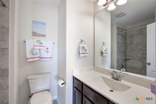 521 Middle Brook Drive, Leander, TX 78641