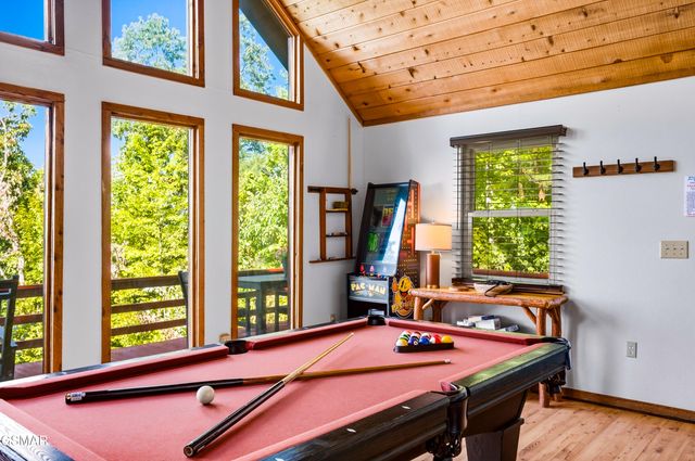 2201 Hideaway Way, Sevierville, TN 37876