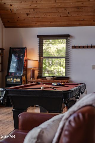 2201 Hideaway Way, Sevierville, TN 37876