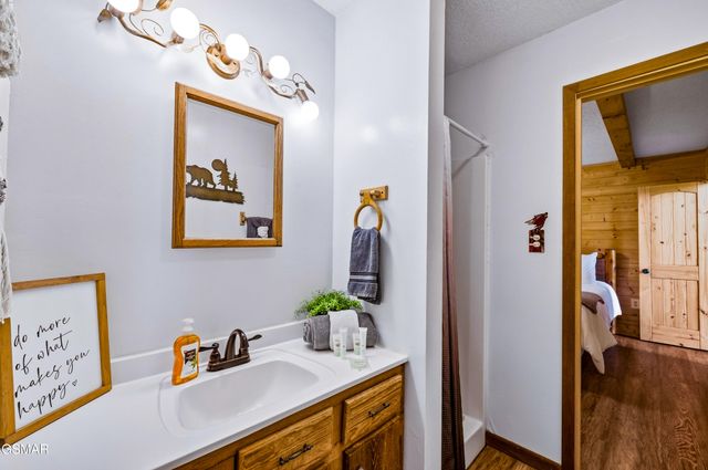 2201 Hideaway Way, Sevierville, TN 37876