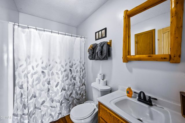 2201 Hideaway Way, Sevierville, TN 37876