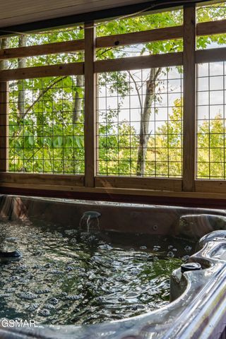 2201 Hideaway Way, Sevierville, TN 37876