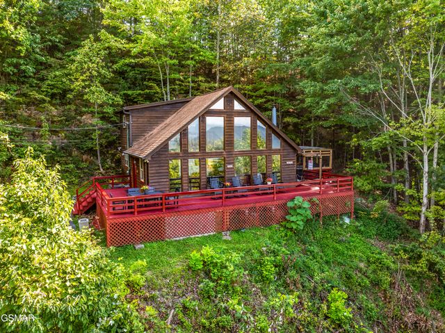 2201 Hideaway Way, Sevierville, TN 37876