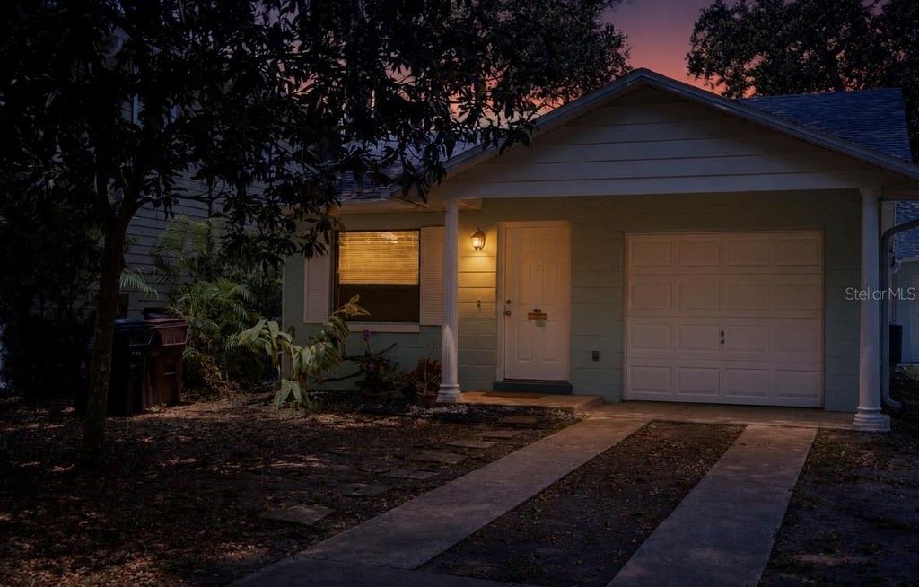 217 EMORY PLACE, Orlando, FL 32804