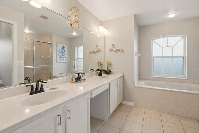 2585 WYOLA AVENUE, North Port, FL 34286