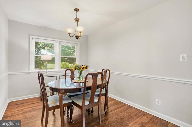 14008 PARKLAND DR, Rockville, MD 20853
