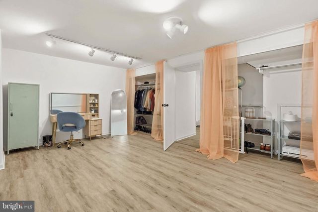 14008 PARKLAND DR, Rockville, MD 20853