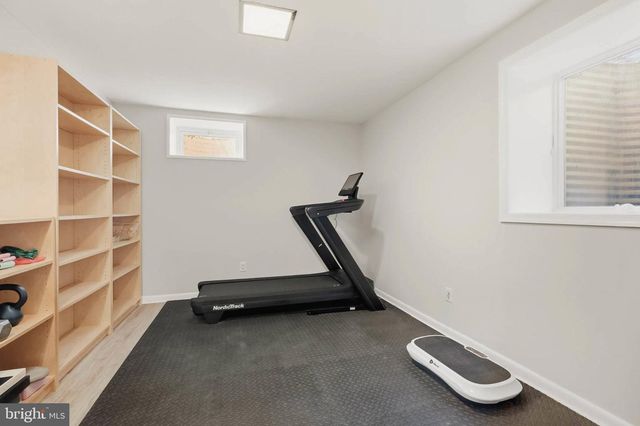 14008 PARKLAND DR, Rockville, MD 20853