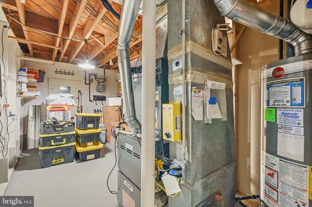 14008 PARKLAND DR, Rockville, MD 20853