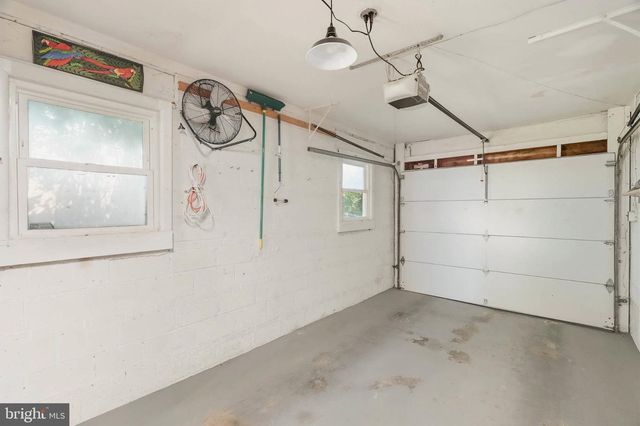 14008 PARKLAND DR, Rockville, MD 20853
