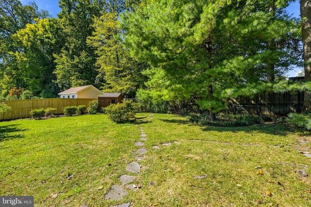 14008 PARKLAND DR, Rockville, MD 20853