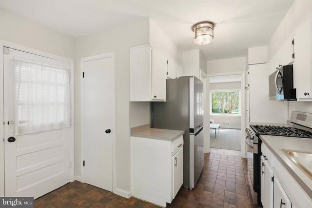 14008 PARKLAND DR, Rockville, MD 20853