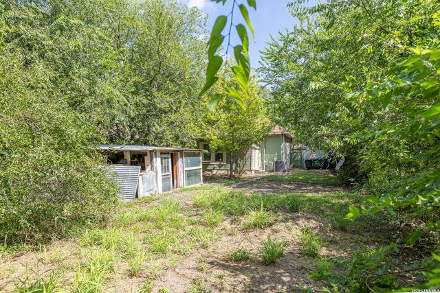 105 Aganier Ave, San Antonio, TX 78212