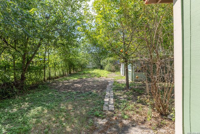 105 Aganier Ave, San Antonio, TX 78212