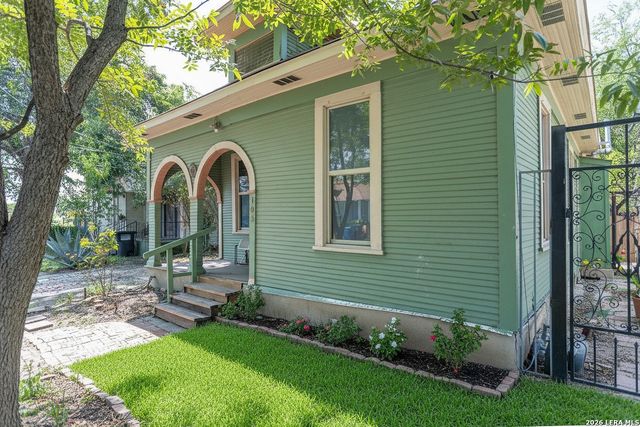 105 Aganier Ave, San Antonio, TX 78212