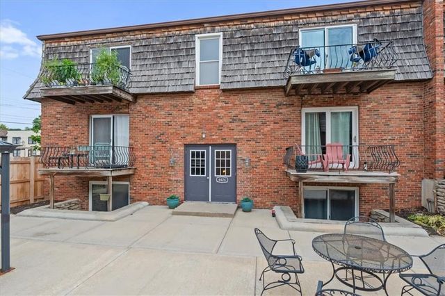 4426 Jarboe Street 1, Kansas City, MO 64111