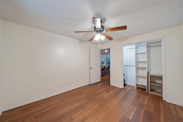 4426 Jarboe Street 1, Kansas City, MO 64111