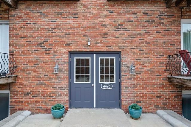 4426 Jarboe Street 1, Kansas City, MO 64111