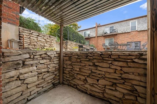 4426 Jarboe Street 1, Kansas City, MO 64111
