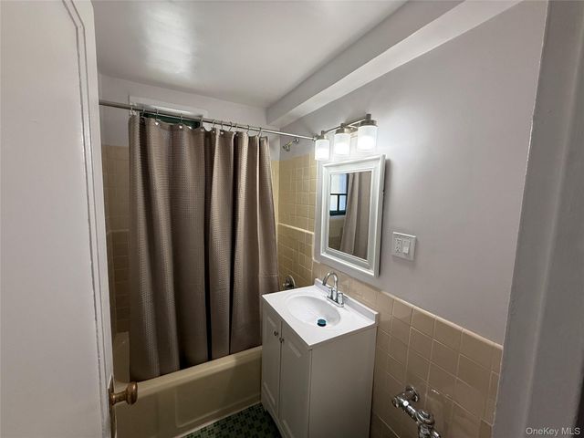 1725 Purdy Street 1C, Bronx, NY 10462