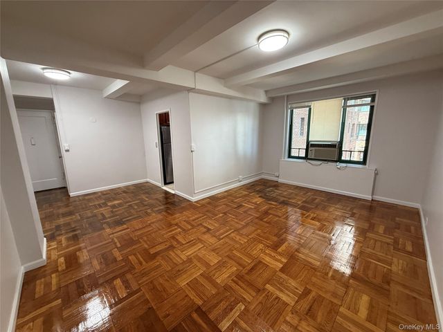 1725 Purdy Street 1C, Bronx, NY 10462