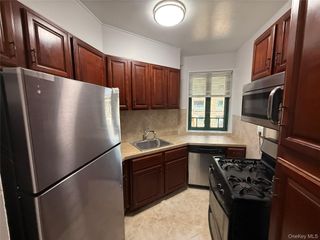 1725 Purdy Street 1C, Bronx, NY 10462