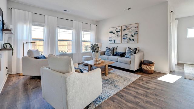 4317 SANDY HOLLOW LN, Millington, TN 38053